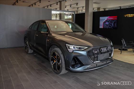 AUDI E-TRON ELÉTRICO SPORTBACK PERFORMANCE BLACK QUATTRO